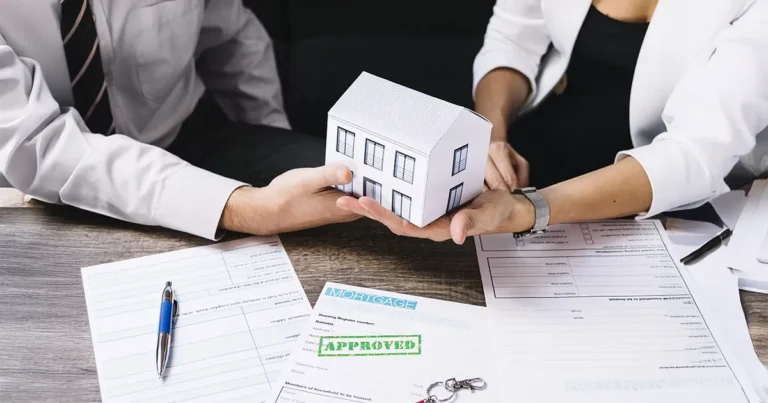 Maximize Efficiency: Choosing Between In-House and Outsourced Mortgage Loan Processing